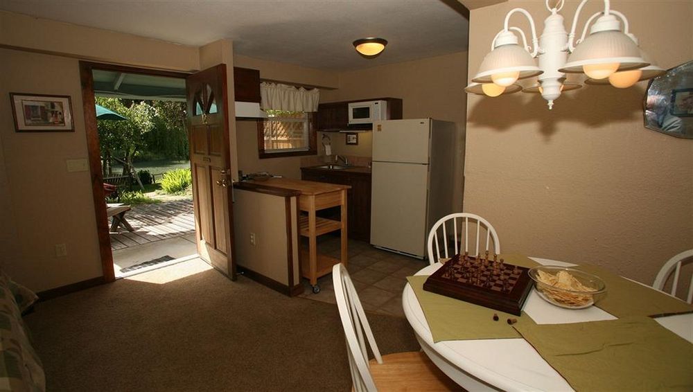 Inn On The Russian River Monte Rio Екстер'єр фото
