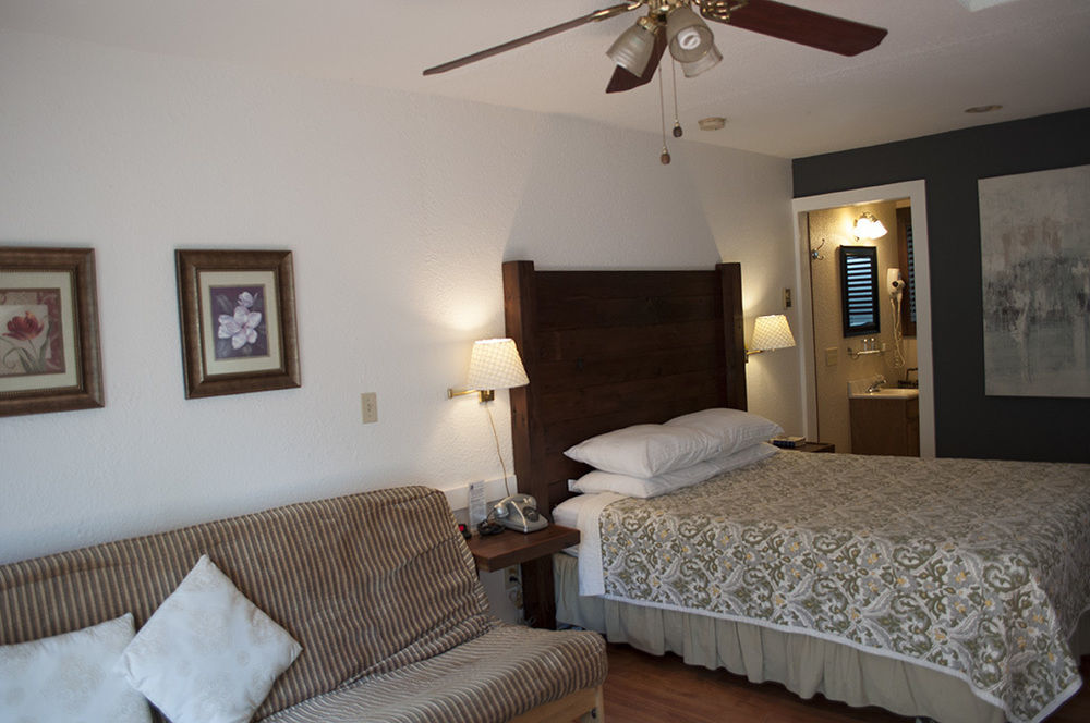 Inn On The Russian River Monte Rio Екстер'єр фото